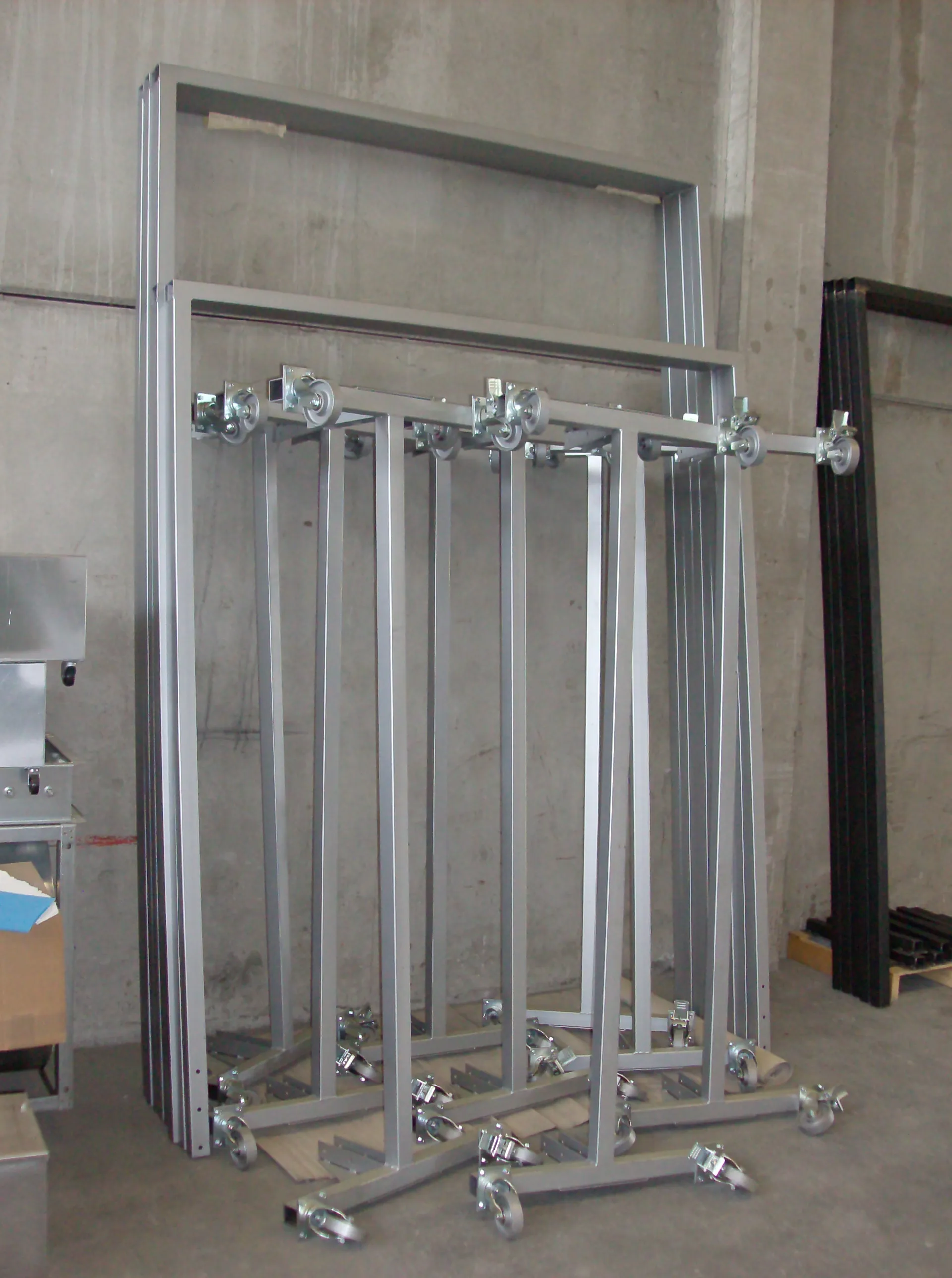 Load carriers