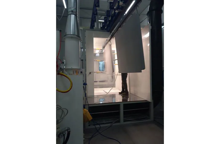 Immagine - Cabine di verniciatura manuali o automatiche per vernici in polvere