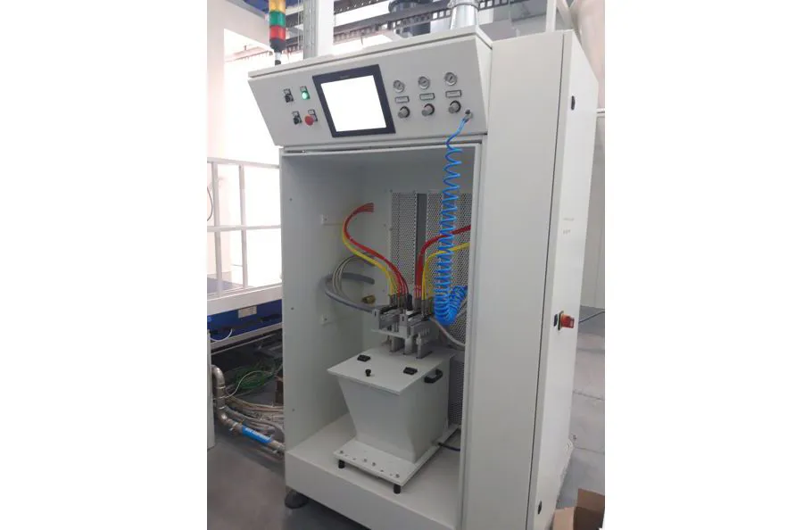 Immagine - Cabine di verniciatura manuali o automatiche per vernici in polvere