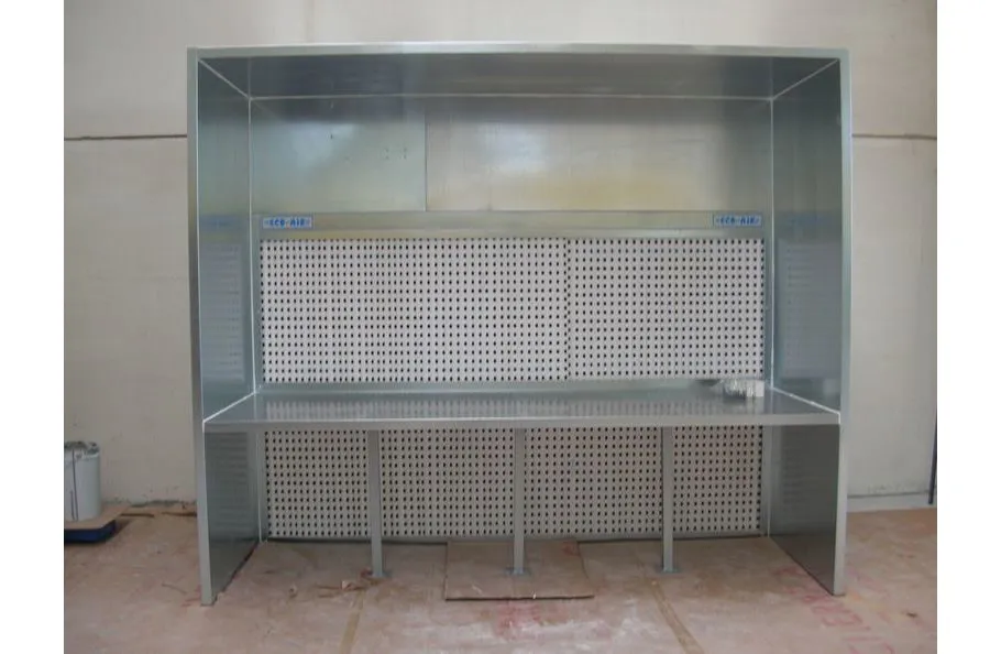 Immagine - Dry filter automatic or manual spray booths for solvent- or water-based paints