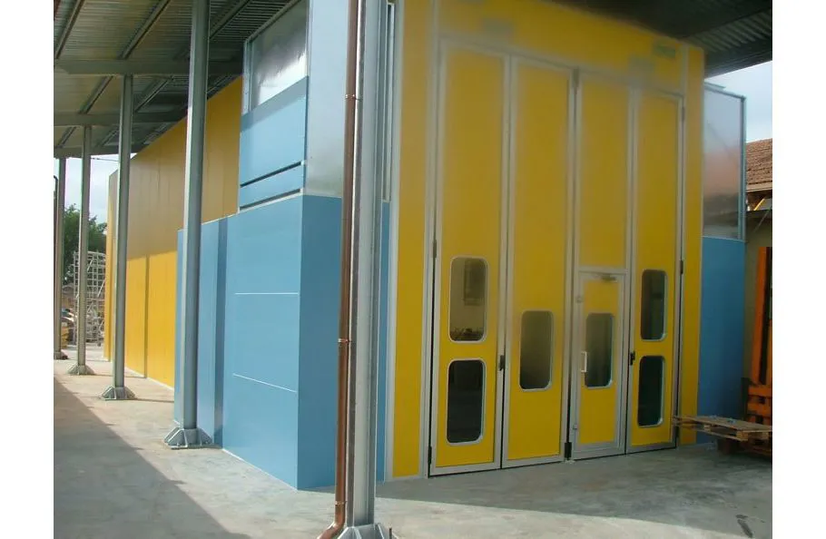 Immagine - Vertical or semi-vertical industrial coating booths for trains, aircraft, buses, cars and industrial