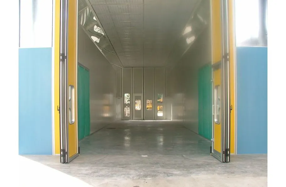 Immagine - Vertical or semi-vertical industrial coating booths for trains, aircraft, buses, cars and industrial