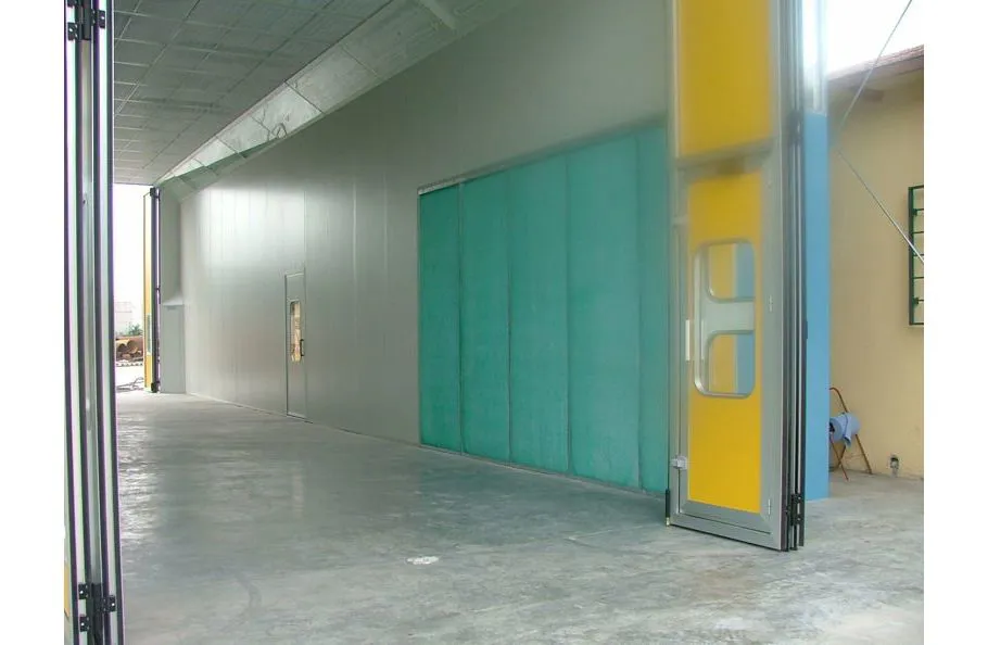 Immagine - Vertical or semi-vertical industrial coating booths for trains, aircraft, buses, cars and industrial