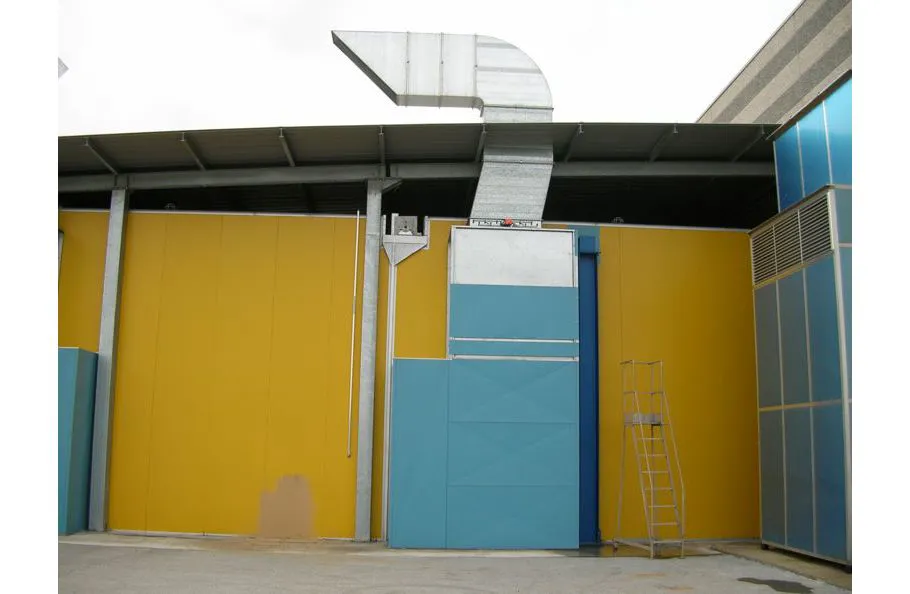 Immagine - Vertical or semi-vertical industrial coating booths for trains, aircraft, buses, cars and industrial