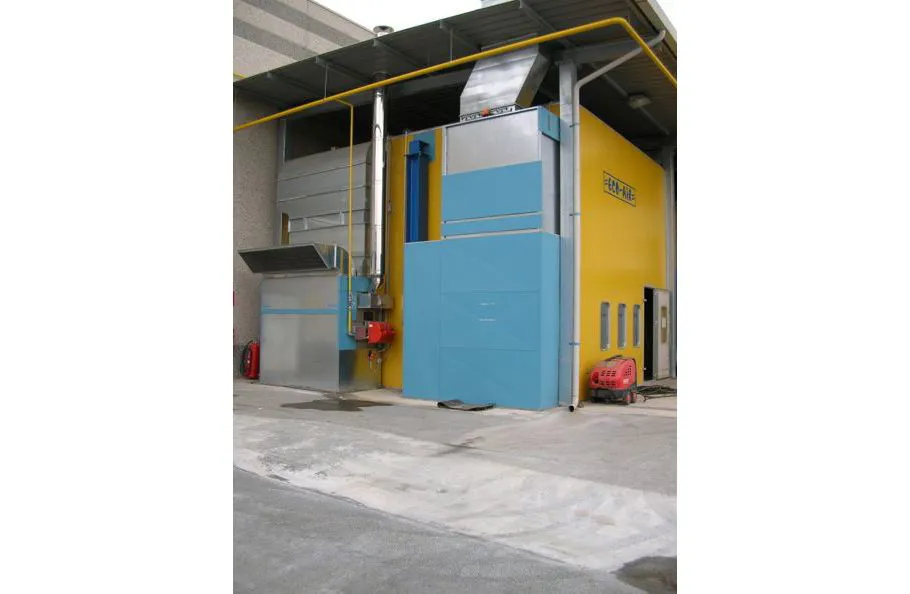 Immagine - Vertical or semi-vertical industrial coating booths for trains, aircraft, buses, cars and industrial