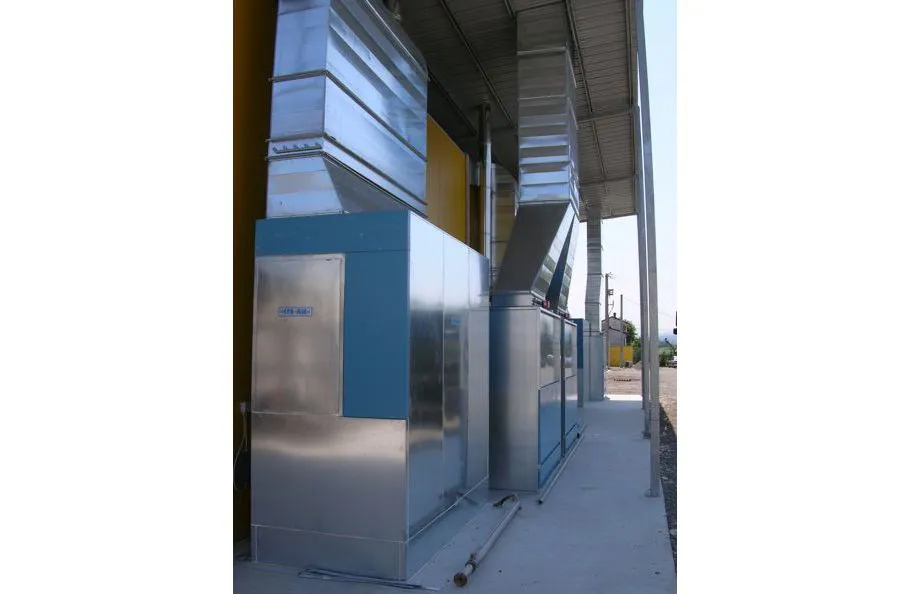 Immagine - Vertical or semi-vertical industrial coating booths for trains, aircraft, buses, cars and industrial