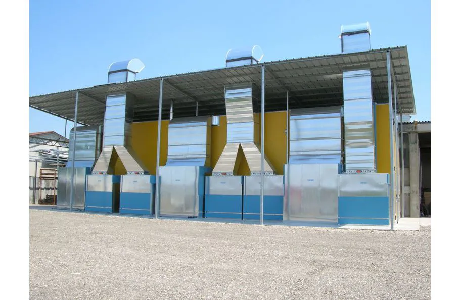 Immagine - Vertical or semi-vertical industrial coating booths for trains, aircraft, buses, cars and industrial
