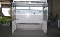 Immagine - Zone di preparazione, carteggiatura, verniciatura